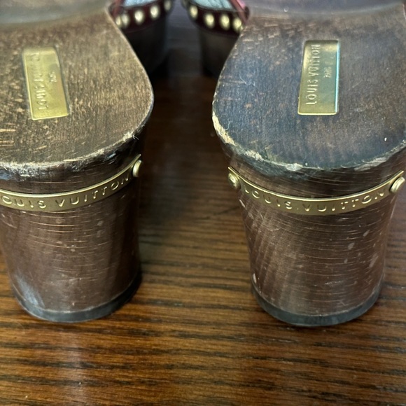 Louis Vuitton Monogram Floral Slides Blue/Peach - Picture 6 of 9